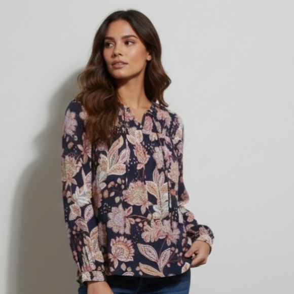 Lucky Brand Tops - NEW! Lucky brand blouse sz small 12.12